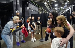 Fever vs Sky Prediction 8-9-25 WNBA Picks