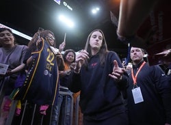 Fever vs Sky Prediction 9-5-25 WNBA Picks