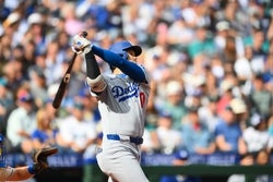 Dodgers vs Reds Prediction 9/30/25 MLB Picks Today