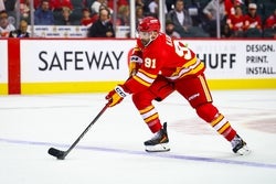 Vancouver Canucks vs Calgary Flames Prediction 10/9/25 NHL Picks Today