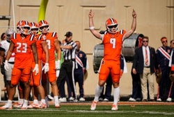 Washington vs Illinois Prediction Football Picks Today 10/25/25