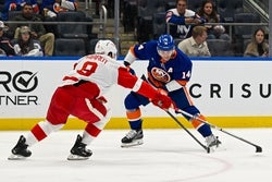 Bruins vs Islanders Prediction 10/28/25 NHL Picks Today