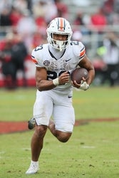 Auburn vs Kentucky Prediction Football Picks Today 11/1/25