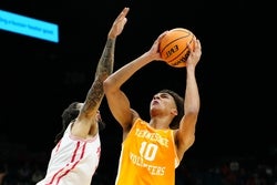 Tennessee vs Kansas Prediction 11/26/25 College Basketball Picks Today