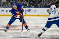 Detroit Red Wings vs NY Islanders Prediction 12/16/25 NHL Picks Today
