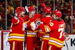 Flames vs Flyers Prediction 12/31/25 NHL Picks Today