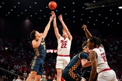 UMass vs Miami (OH) Prediction 3/12/26 College Basketball Picks Today