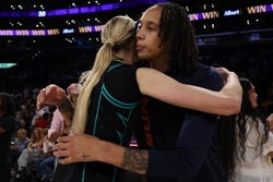 Sun vs Sky Prediction 8-25-26 WNBA Picks