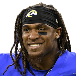 Demarcus Robinson logo