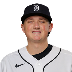 Reese Olson (R) logo