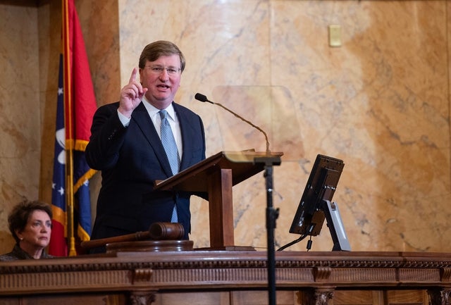 Mississippi State of the State address avoids Medicaid, pushes economic ...