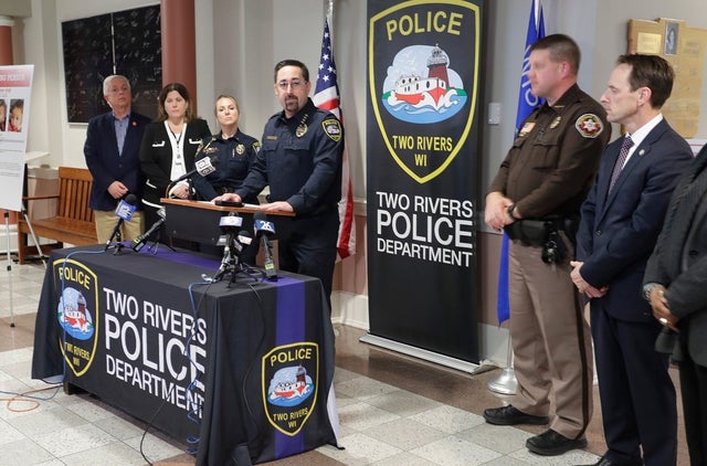 Police, residents search for missing three-year-old in Wisconsin